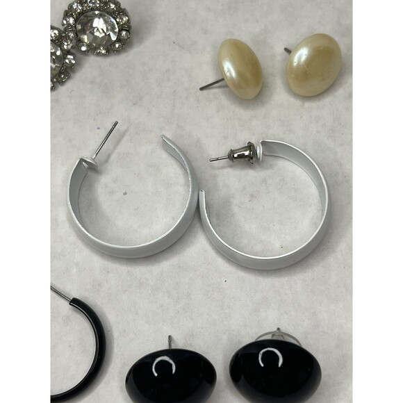 Earrings with Pearls and Rhinestones Costume Jewelry Untested Lot of 6 pair - Picture 4 of 5